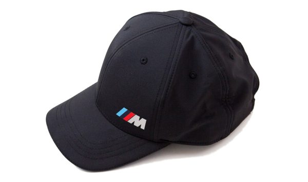 کلاه مشکی بی ام و مدل M لوگو 2